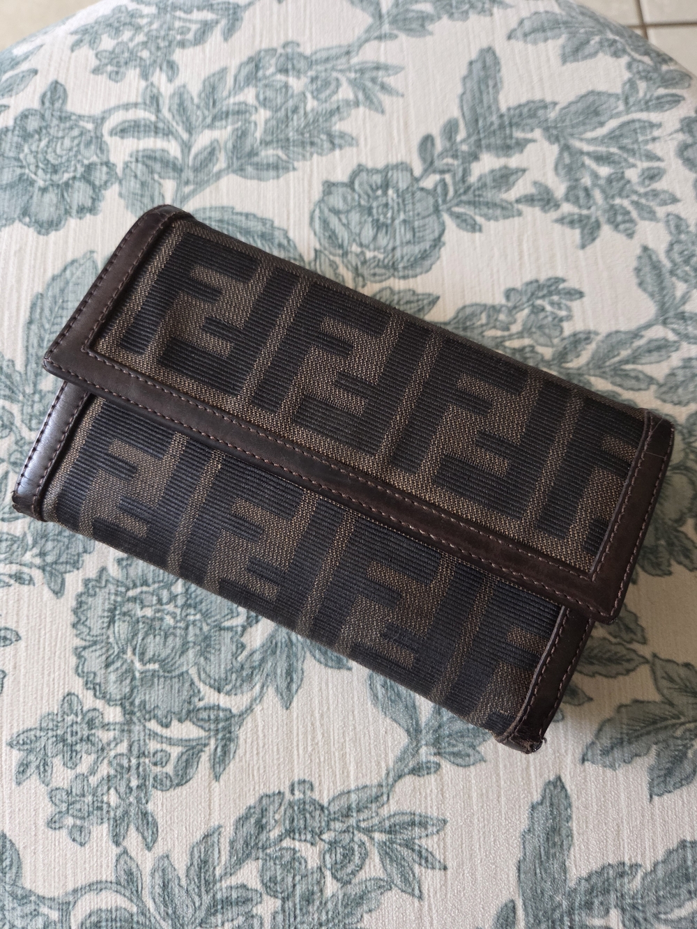 ❣️Vintage Fendi Zucca Canvas Trifold Continental Wallet❣️
